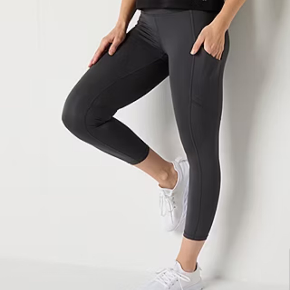 Xersion EverUltra High Rise Quick Dry Cropped Leggings Vienna Smoke Size L NWT
